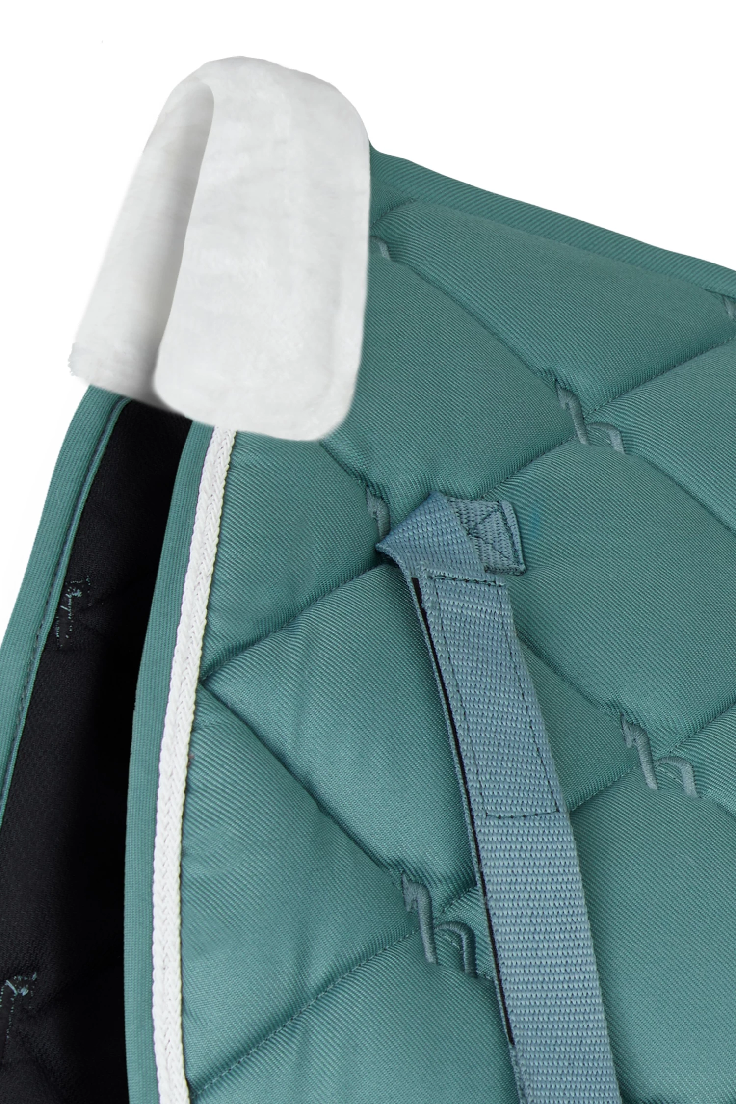 Horze Ghent All Purpose Saddle Pad With Faux Fur - Image 3