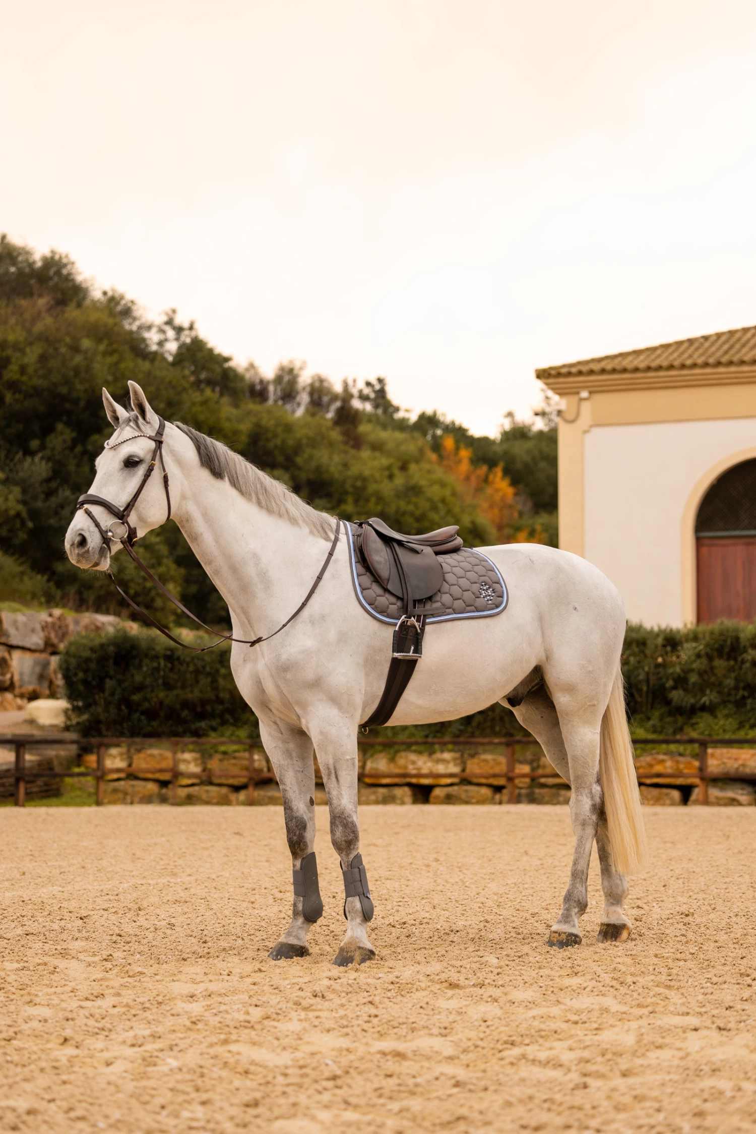 Horze Navajo All Purpose Saddle Pad - Image 11