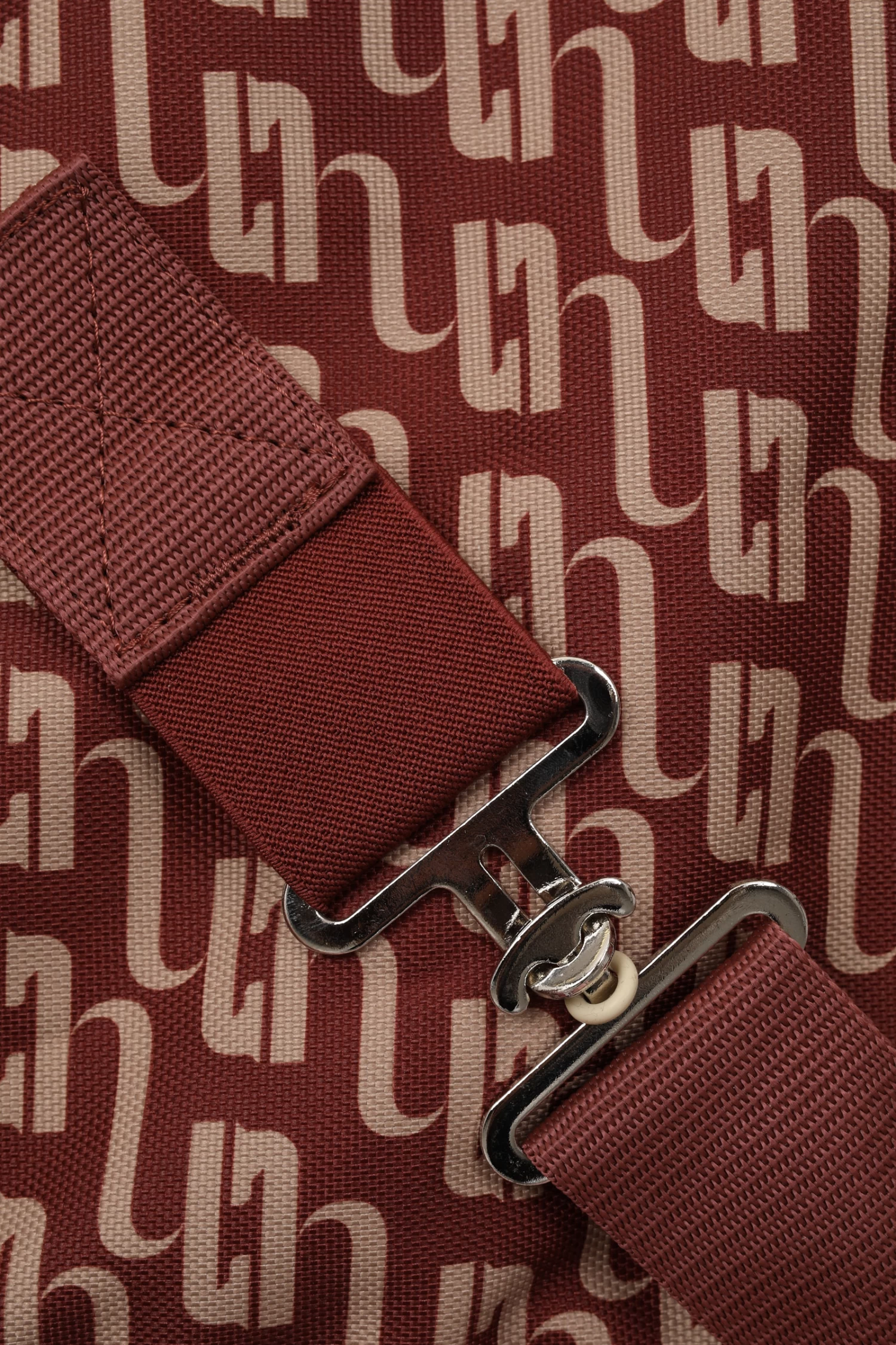 Horze Avalanche High Neck Turnout Rug, 150g - Image 5