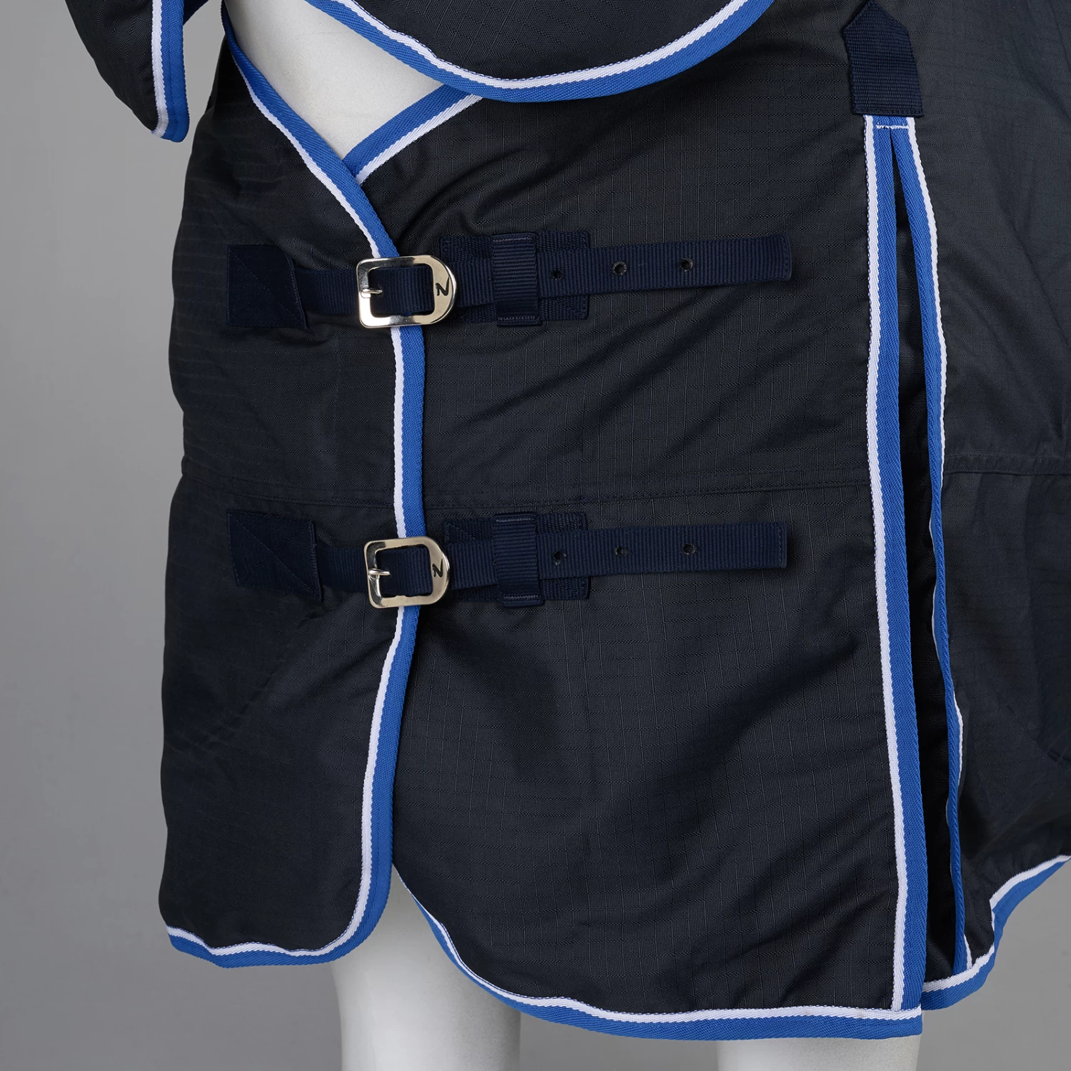 Horze Glasgow Lightweight Full Neck Turnout Rug - Image 3