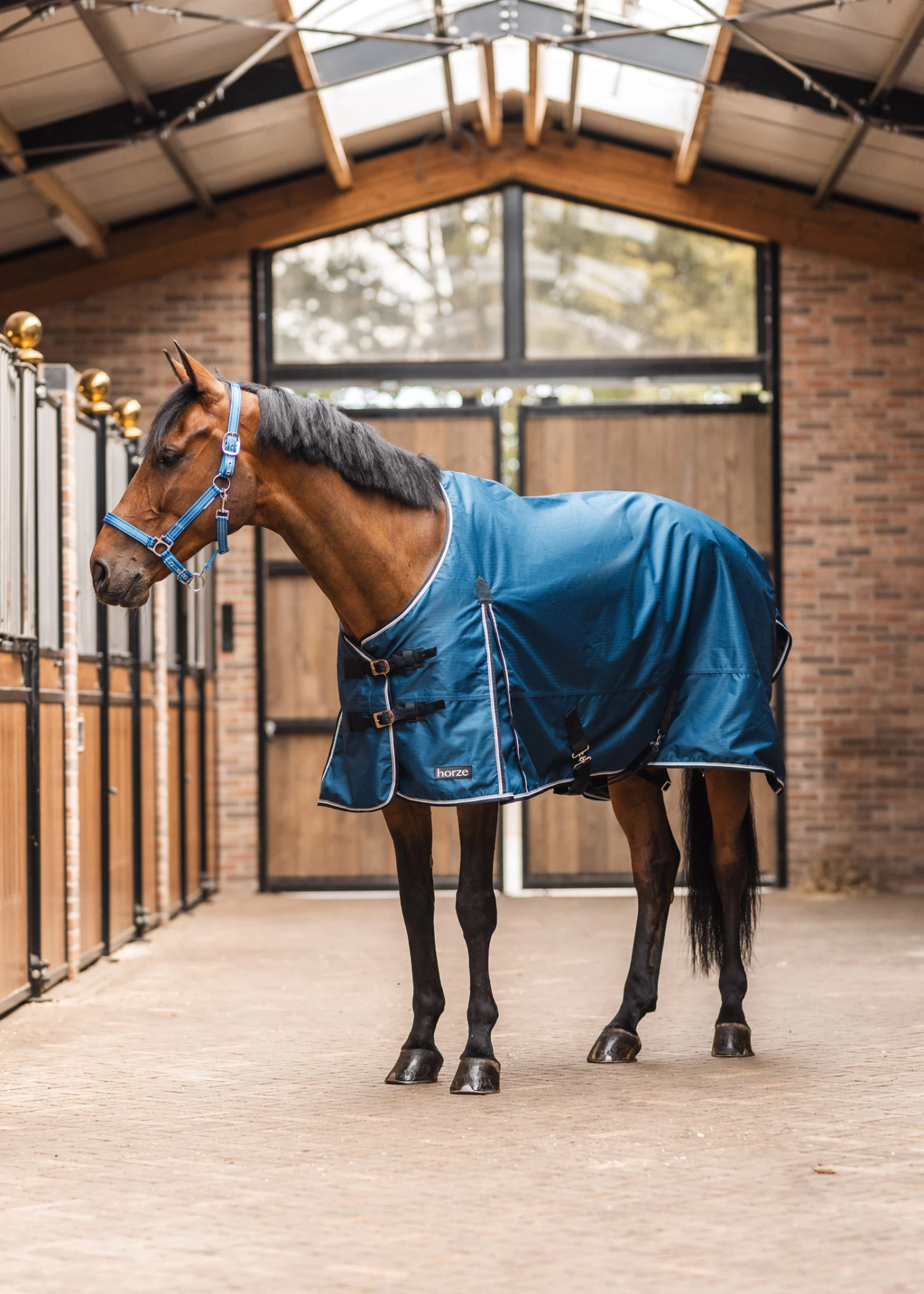 Horze Glasgow Turnout Rug With Fleece Lining And Reflective Accents - Image 7
