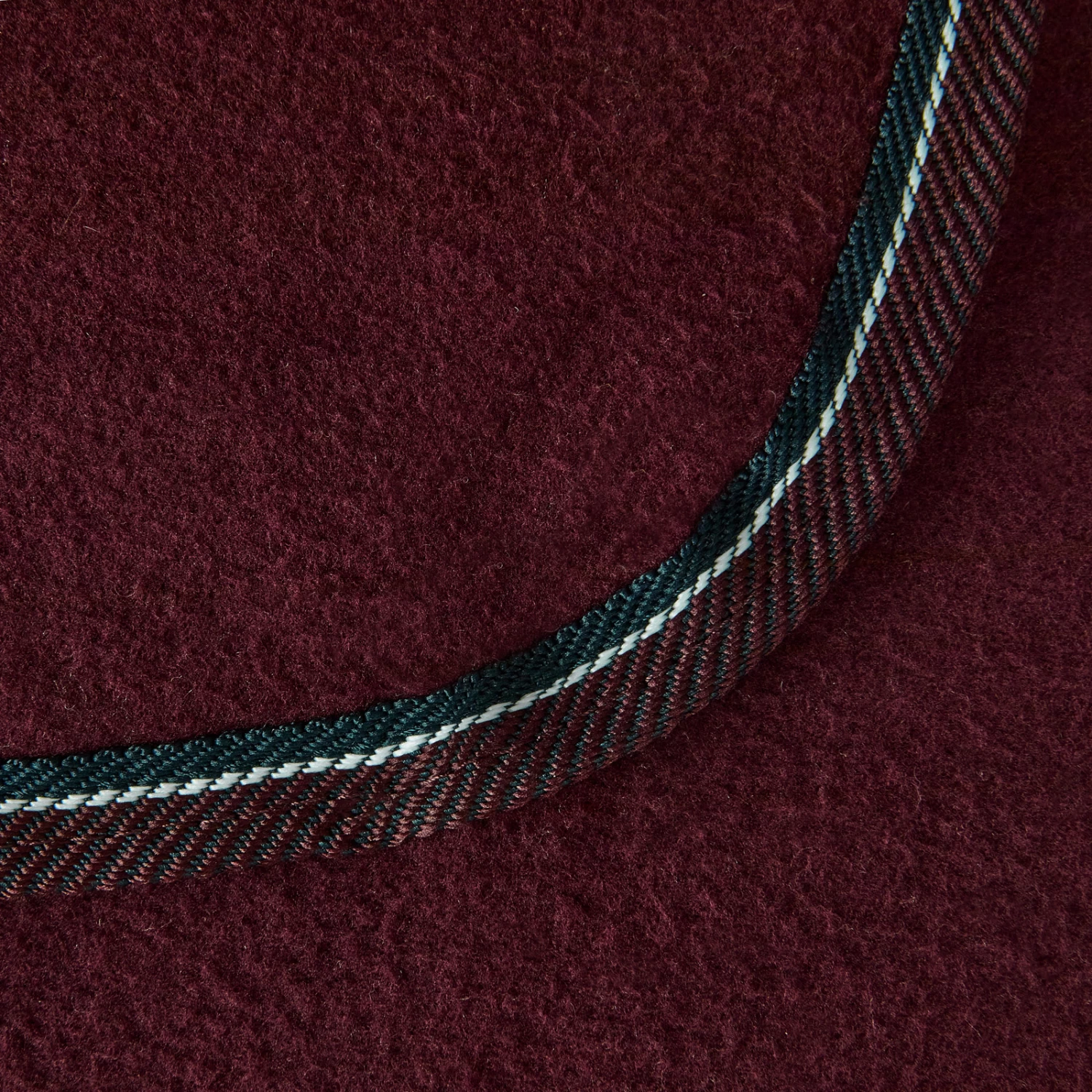 Horze Kiel Fleece Back Rug - Image 10