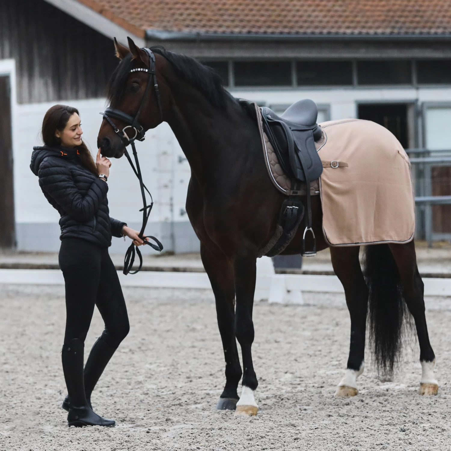 Horze Kiel Fleece Back Rug - Image 18