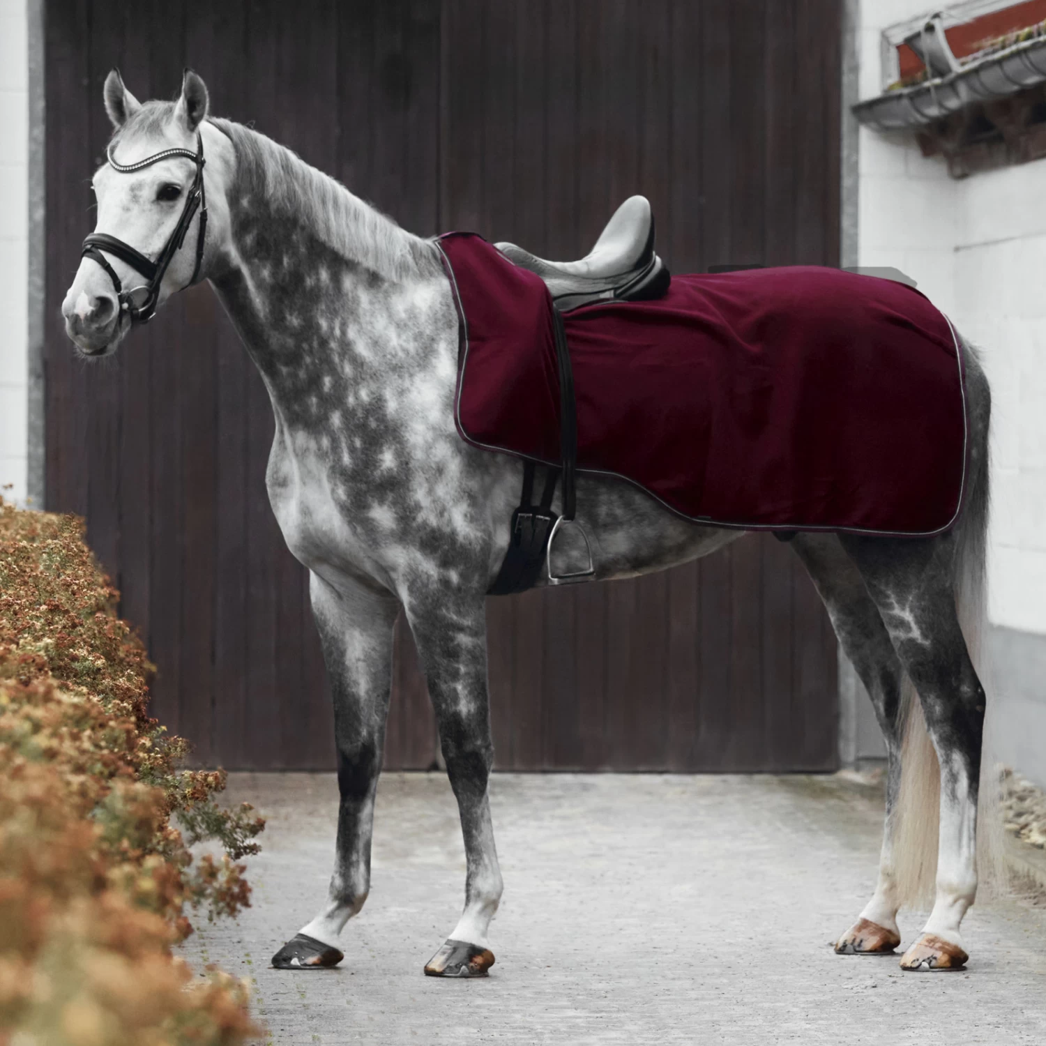 Horze Kiel Fleece Riding Rug - Image 11