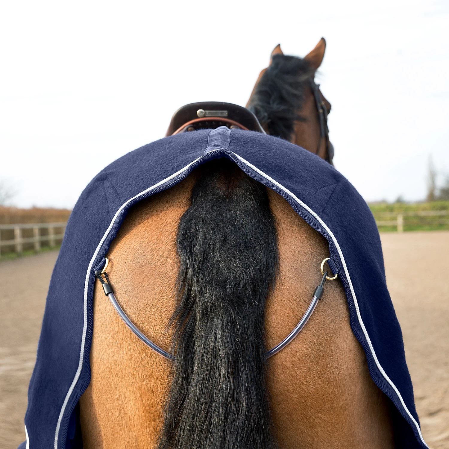 Horze Vail Wool Riding Rug - Image 2