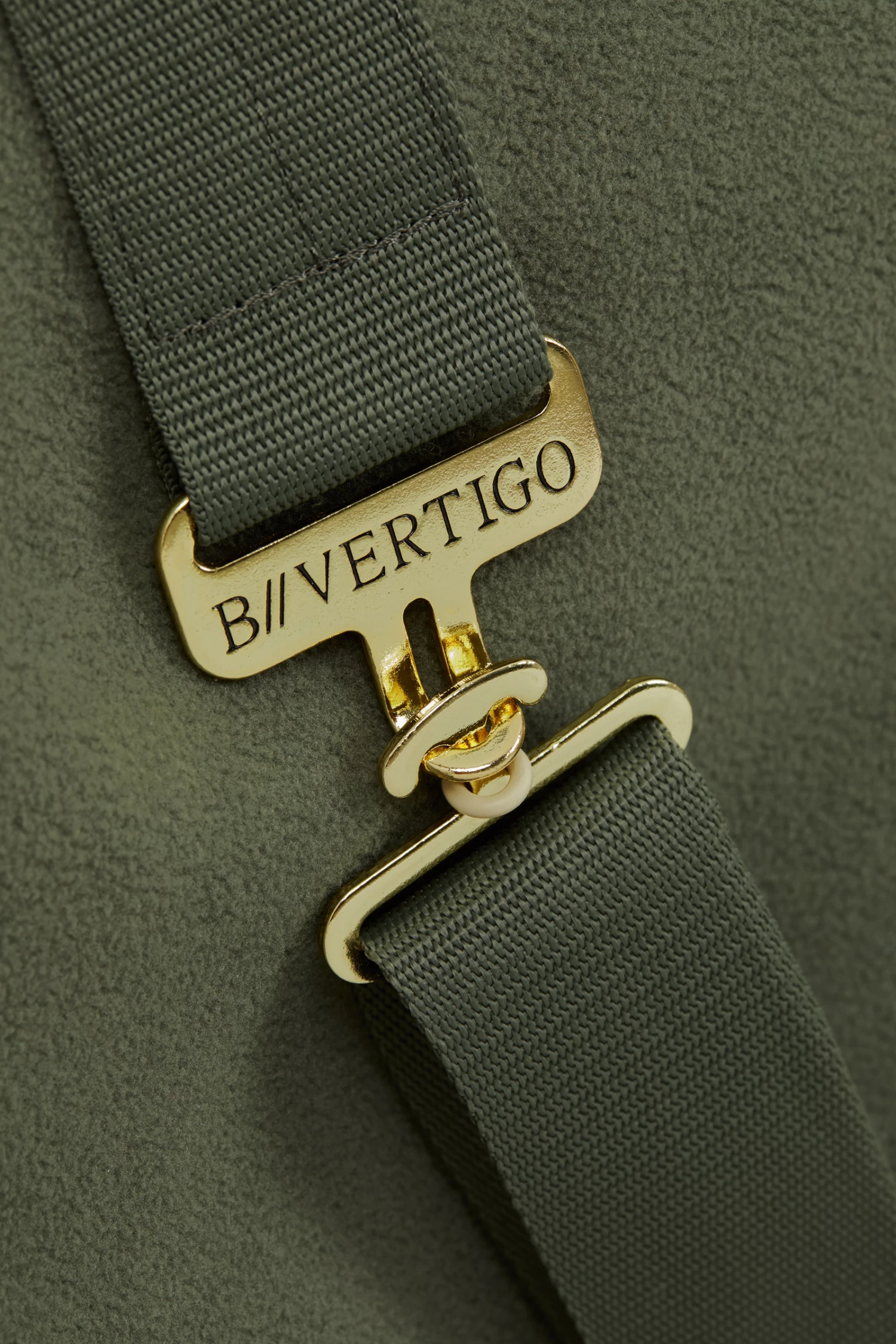 B Vertigo Wellington Cooler Rug - Image 3