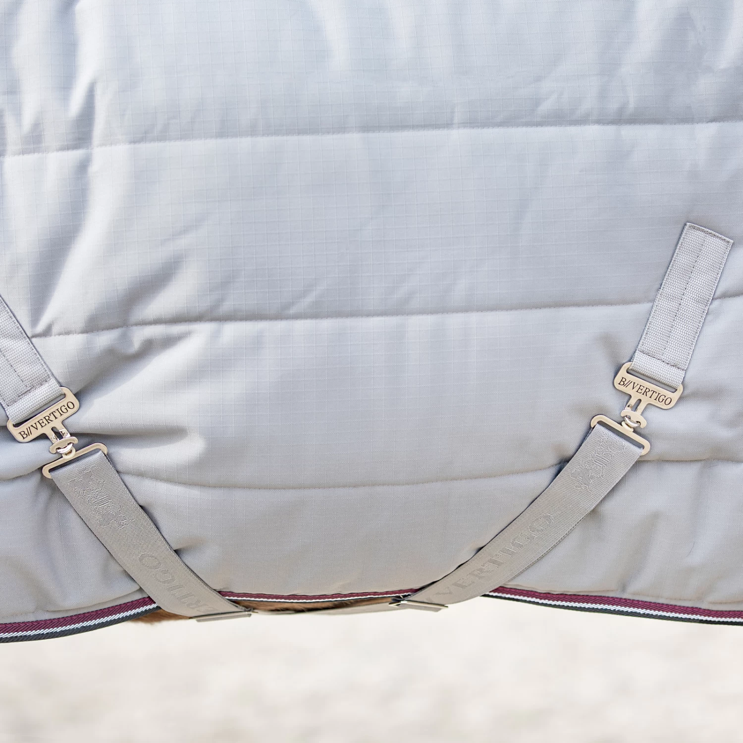 B Vertigo Tim Stable Rug, 400g - Image 3