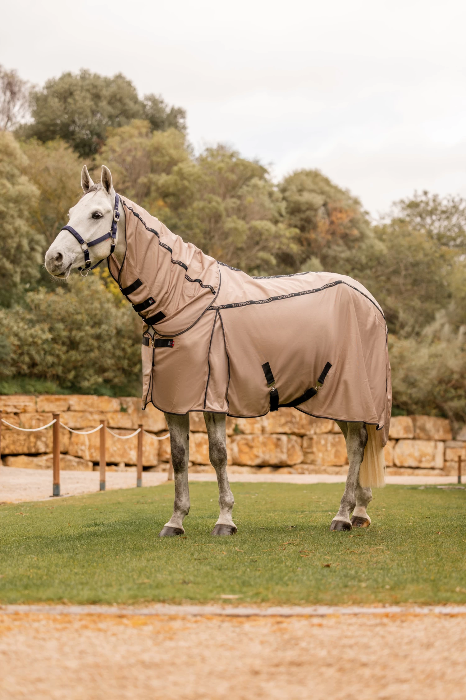 B Vertigo Combo Fly Rug With Detachable Neck And UV Protection - Image 8