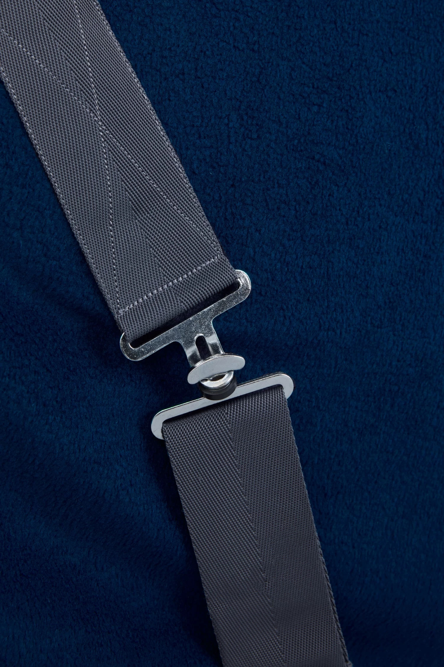 Horze Anti-Pilling Fleece Rug - Image 15