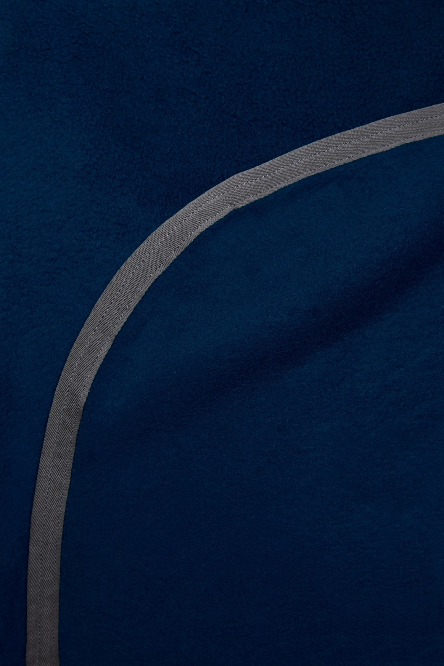 Horze Anti-Pilling Fleece Rug - Image 16