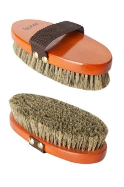 Horze Natural Deluxe Brush, Medium