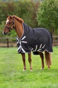 Horseware Amigo Bravo 12 Turnout Rug With High Neck