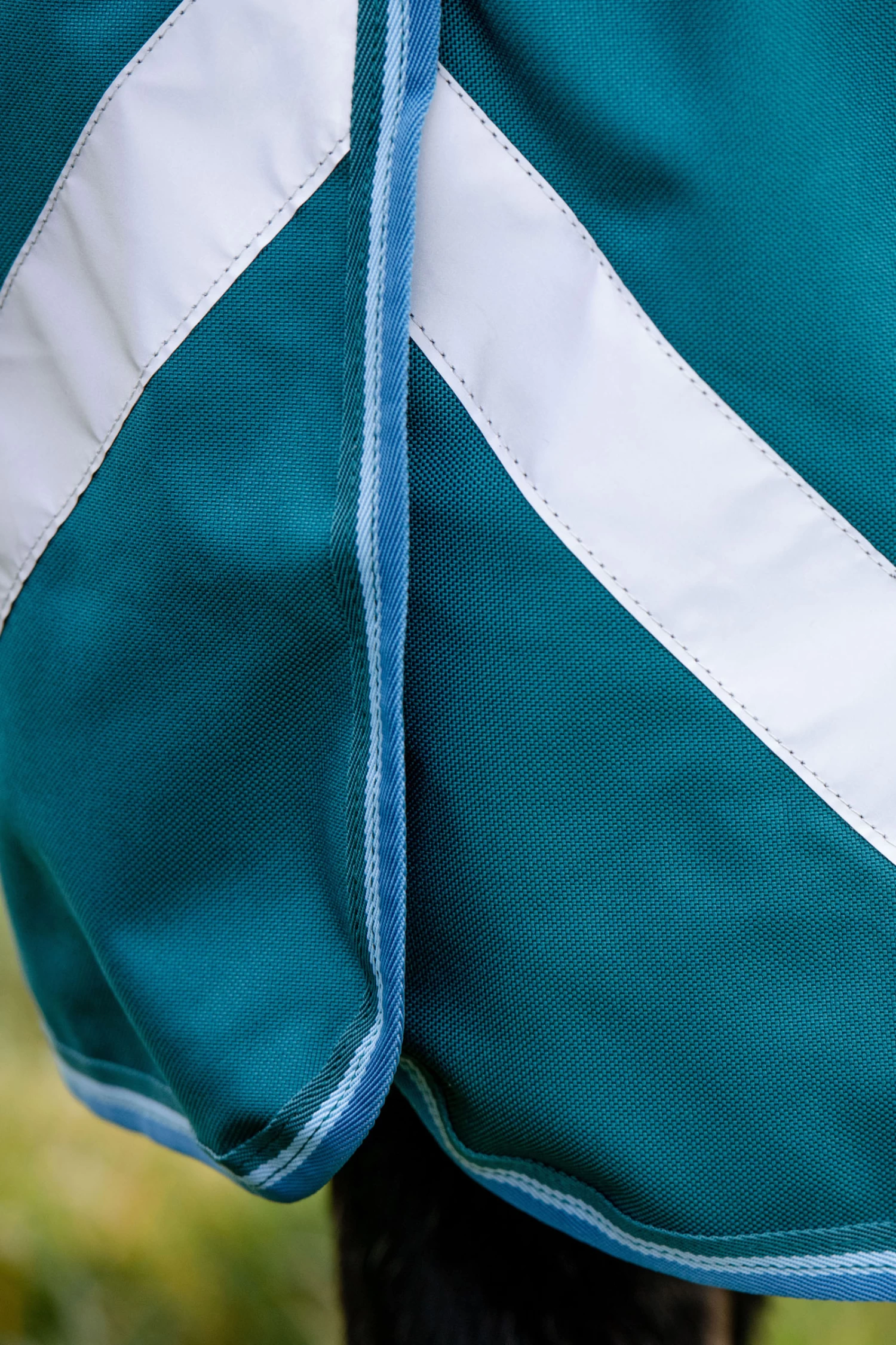 Horseware Amigo Bravo 12 Plus Turnout Rug With Detachable Neck, 100g - Image 7