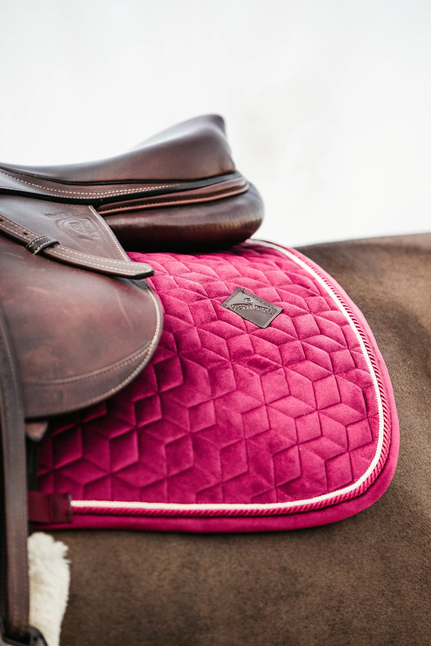 Kentucky Horsewear Saddle Pad Velvet Dressage - Image 11