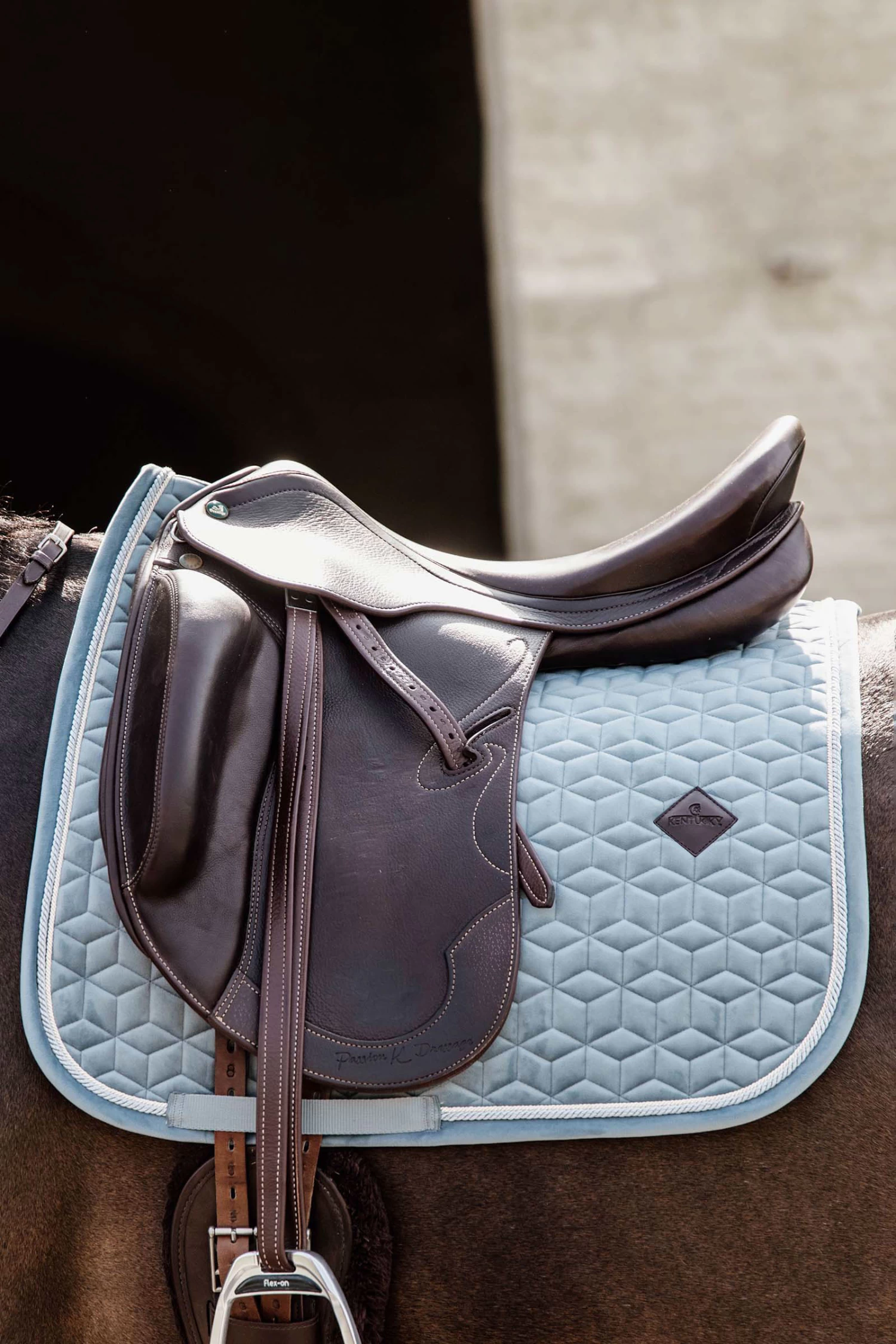 Kentucky Horsewear Saddle Pad Velvet Dressage - Image 20