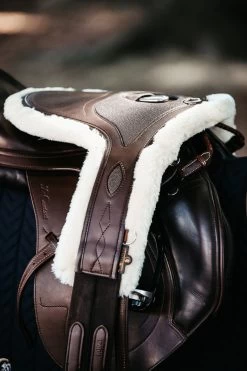 Kentucky Horsewear Sheepskin Stud Special Girth