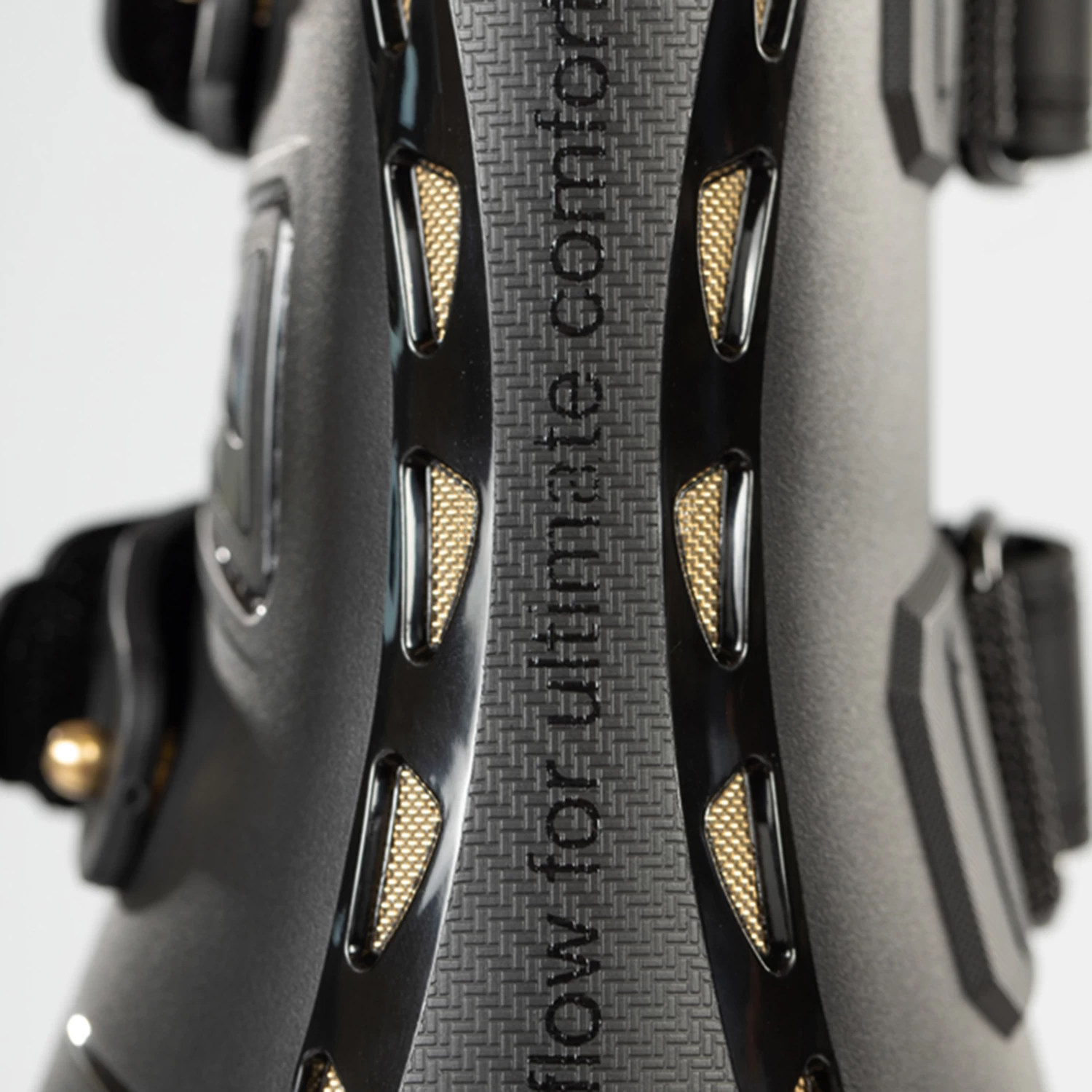 Back On Track AirFlow Tendon Boots - Image 4