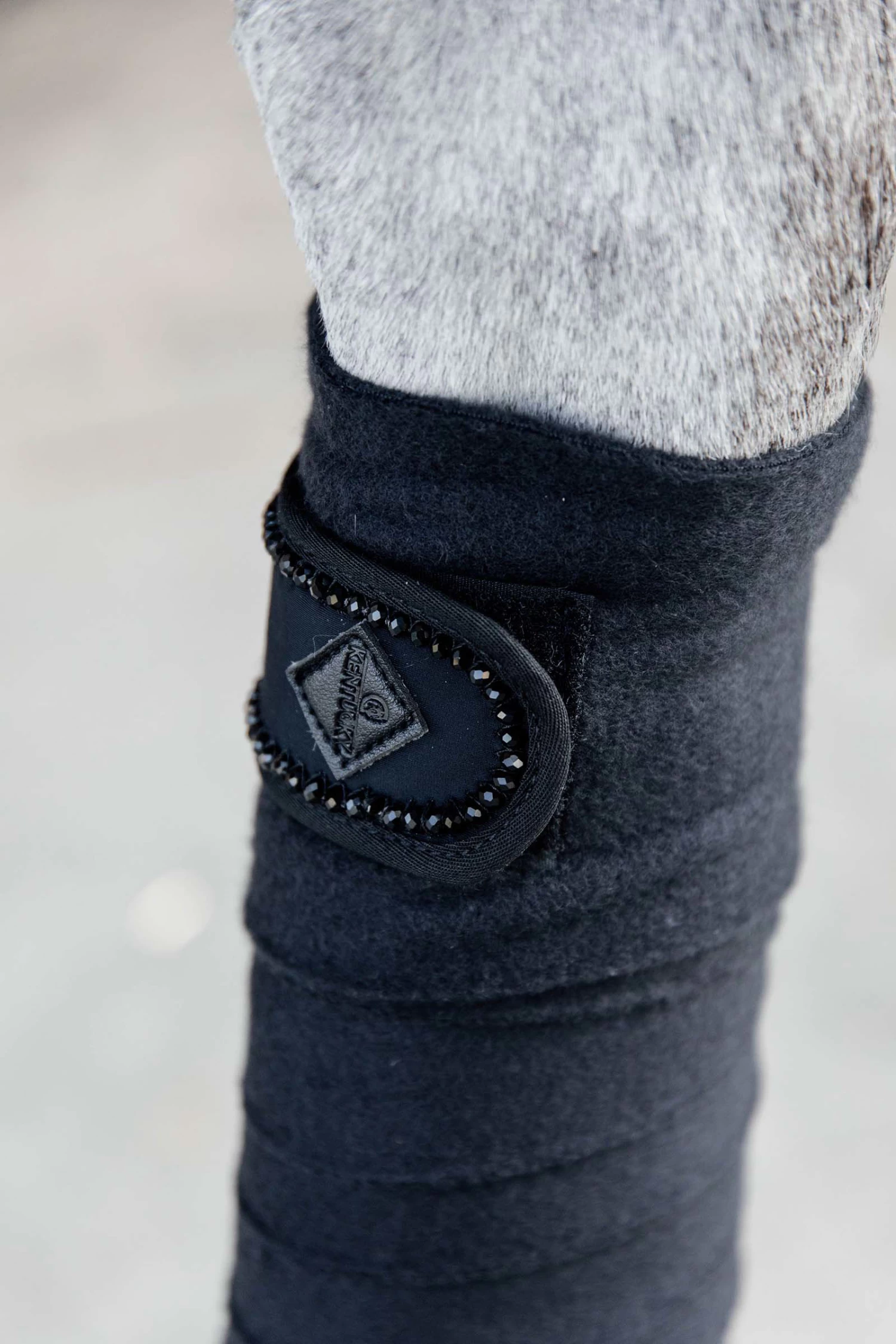 Kentucky Horsewear Pearls Polar Fleece Bandages - Image 3