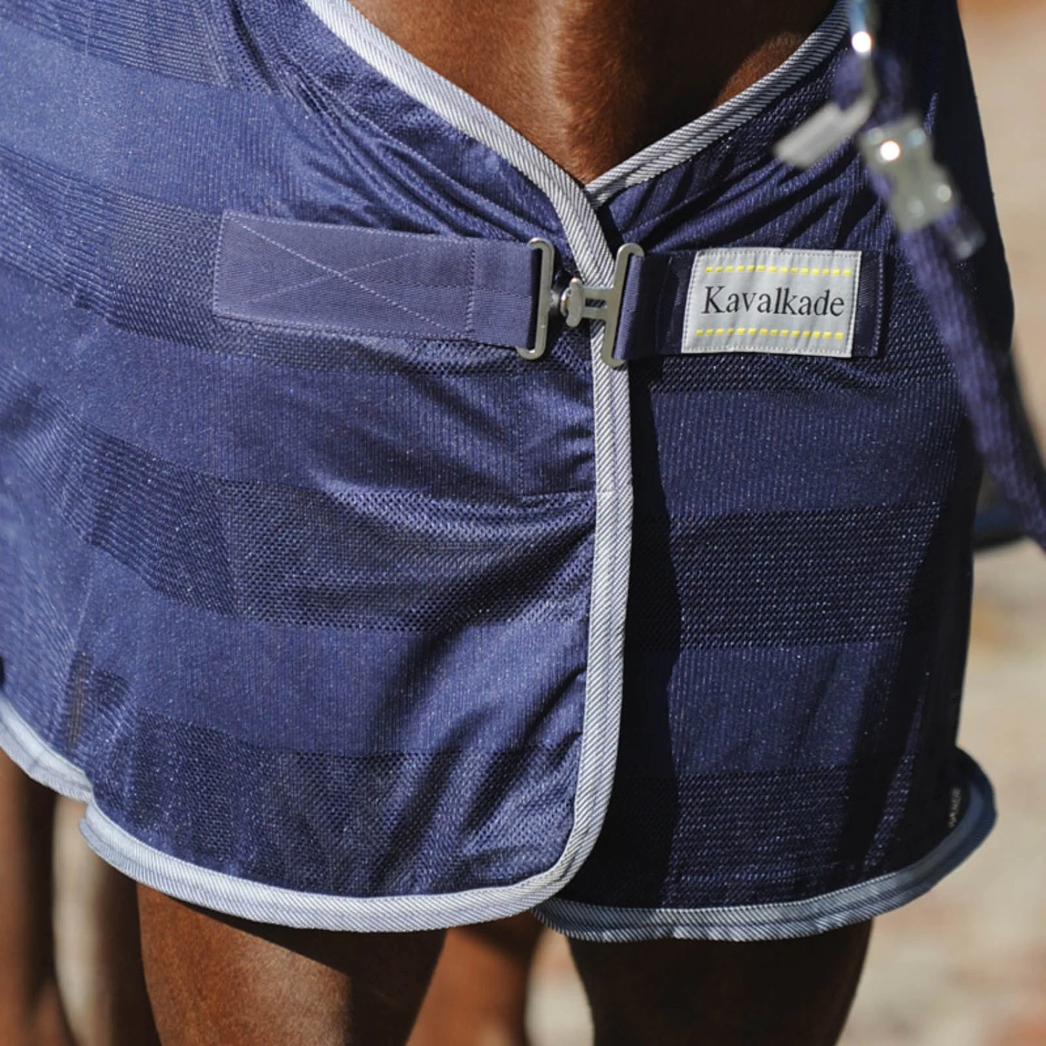 Kavalkade Stripe Fly Rug - Image 2