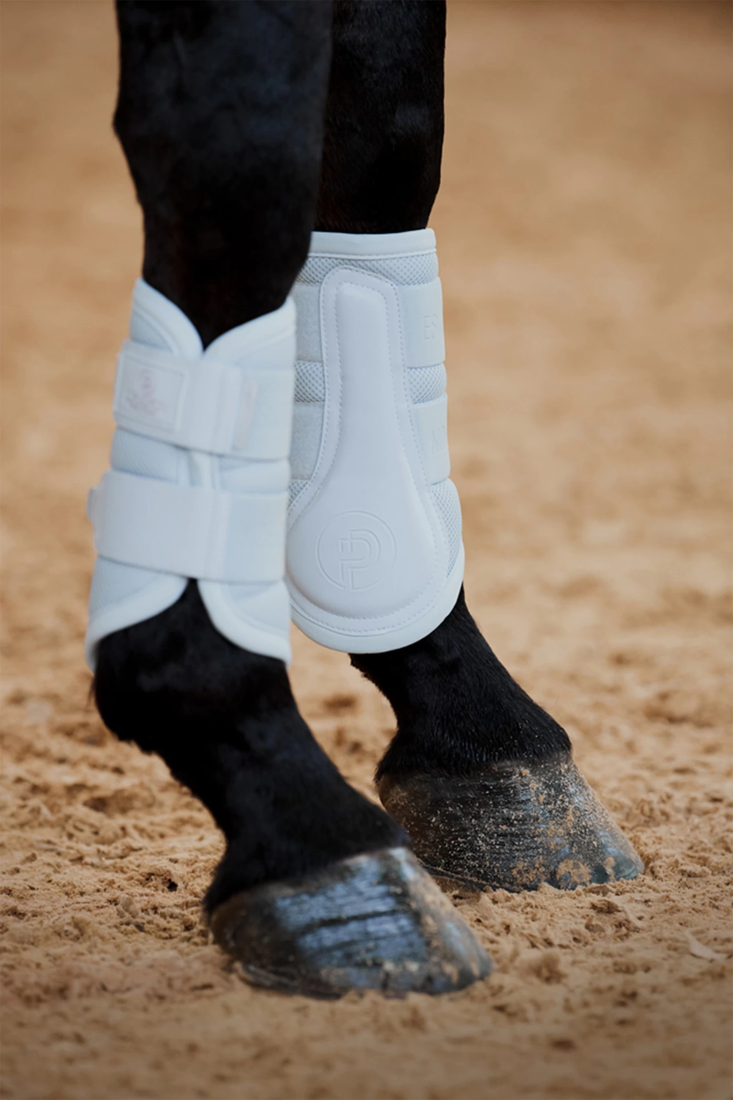 Eskadron Platinum 23 Mesh Tendon Boots - Image 5