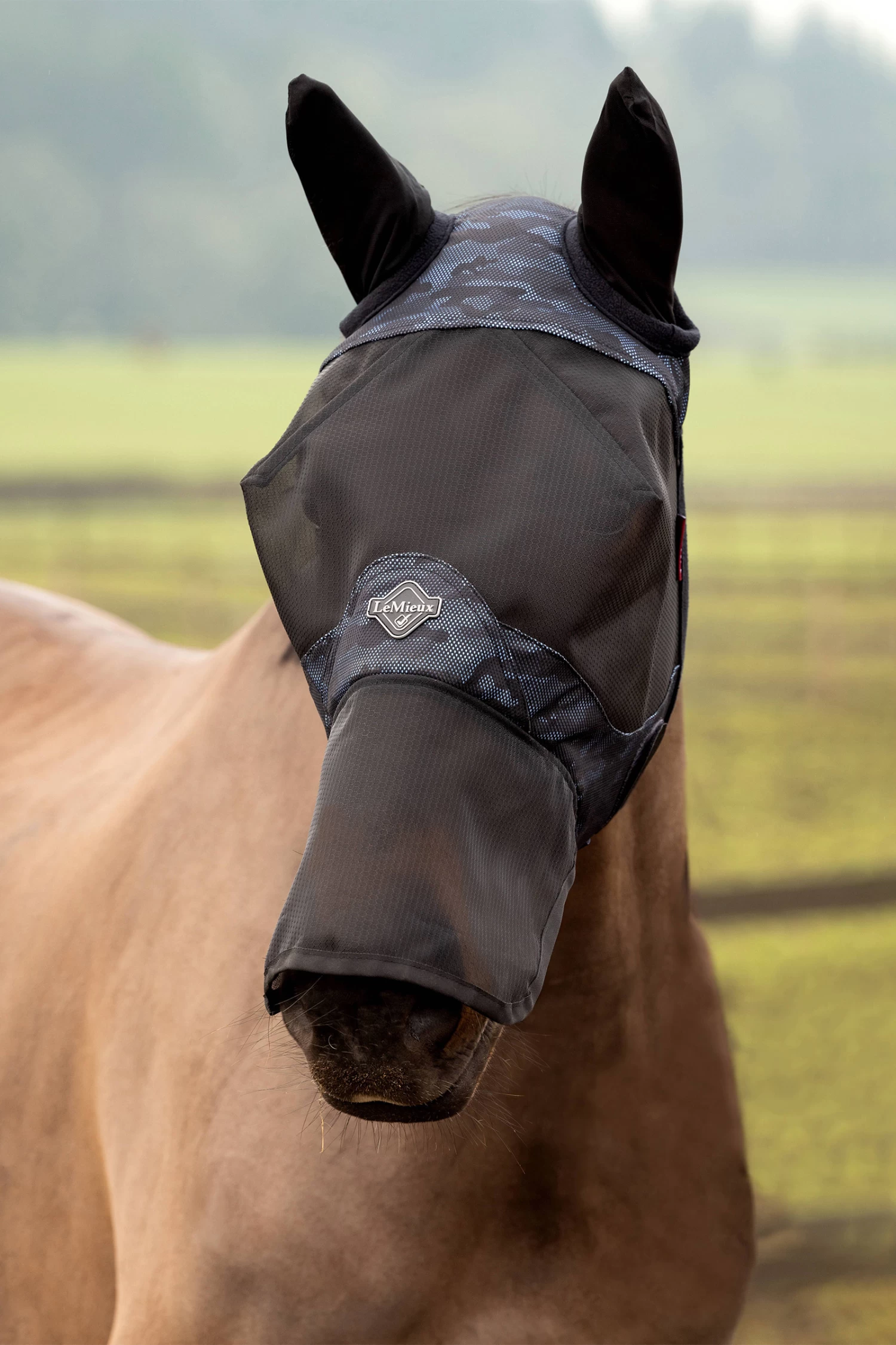 LeMieux Visor-Tek Full Fly Mask - Image 3