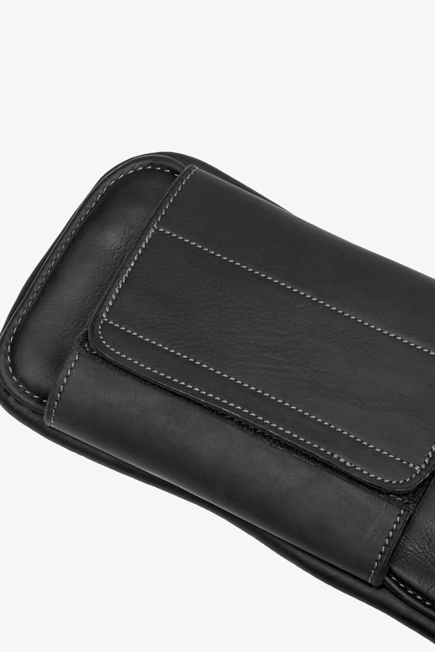 LeMieux Gel-Tek Anatomic Short Stud Girth With Magnet - Image 7