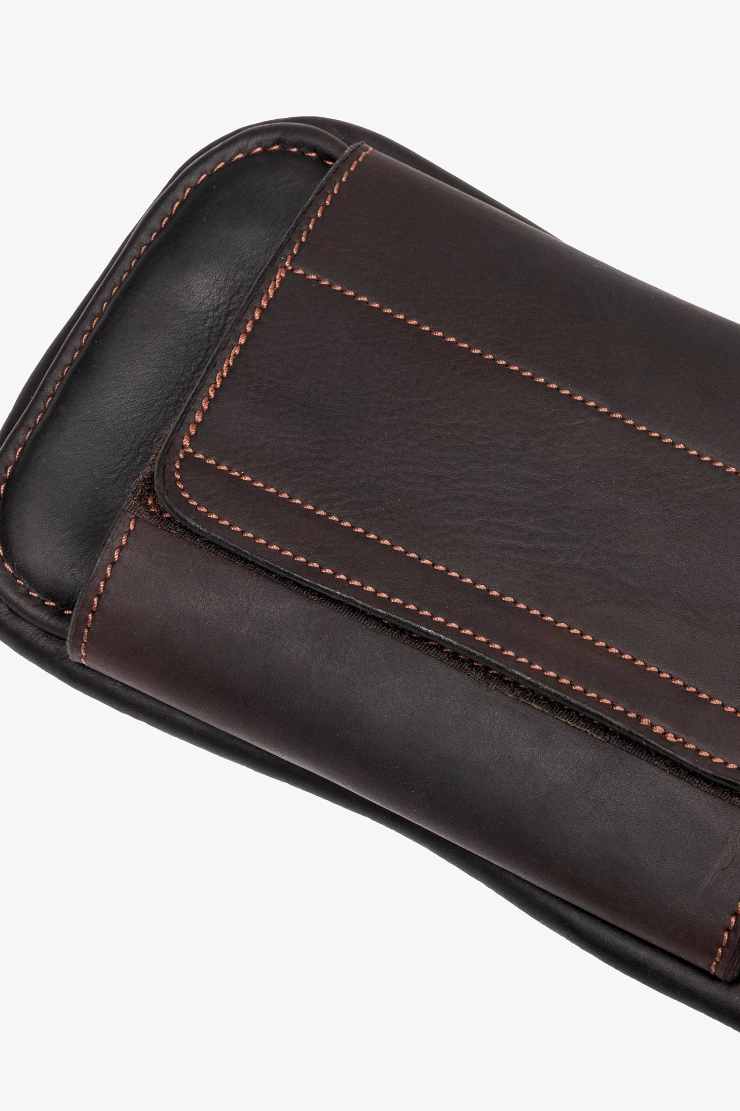 LeMieux Gel-Tek Anatomic Short Stud Girth With Magnet - Image 4